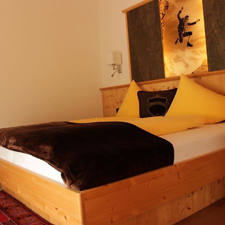 Haus Hintertux Hotel Екстериор снимка