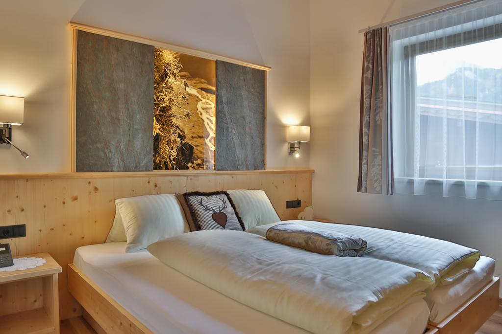 Haus Hintertux Hotel Стая снимка
