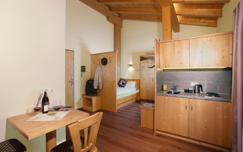 Haus Hintertux Hotel Стая снимка
