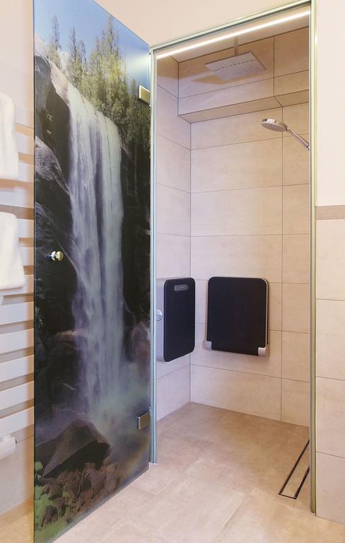 Haus Hintertux Hotel Стая снимка