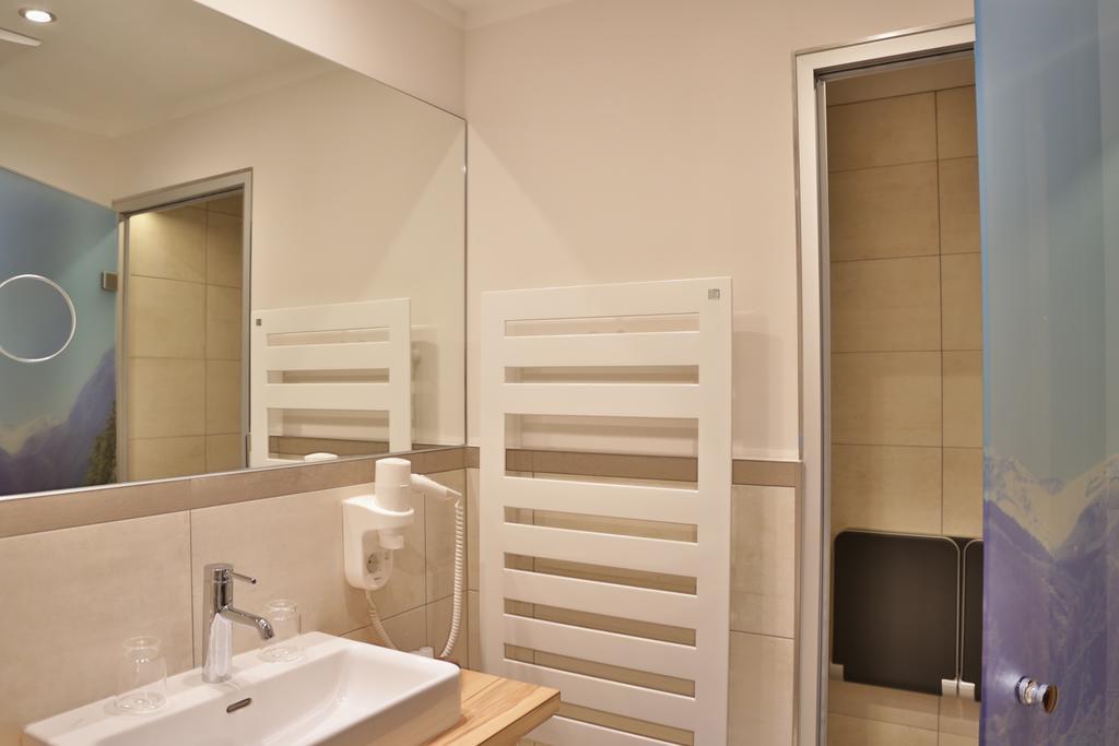 Haus Hintertux Hotel Стая снимка